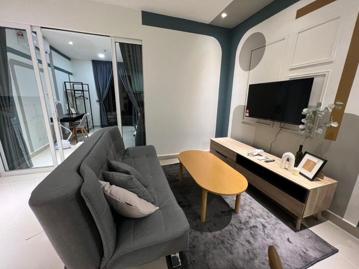 Kota Kinabalu City Centre @ The Shore By Casa Yolo Екстер'єр фото