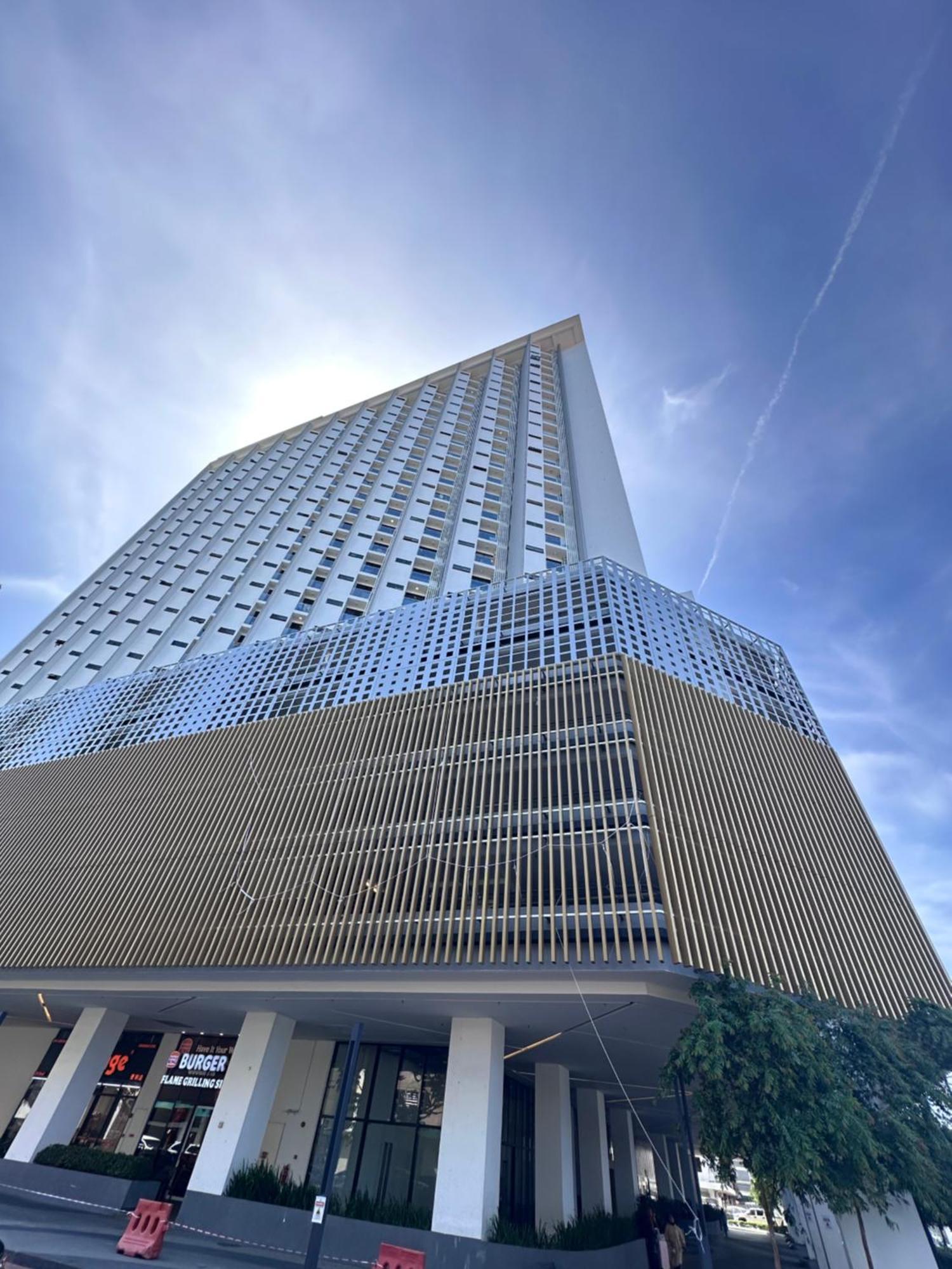 Kota Kinabalu City Centre @ The Shore By Casa Yolo Екстер'єр фото