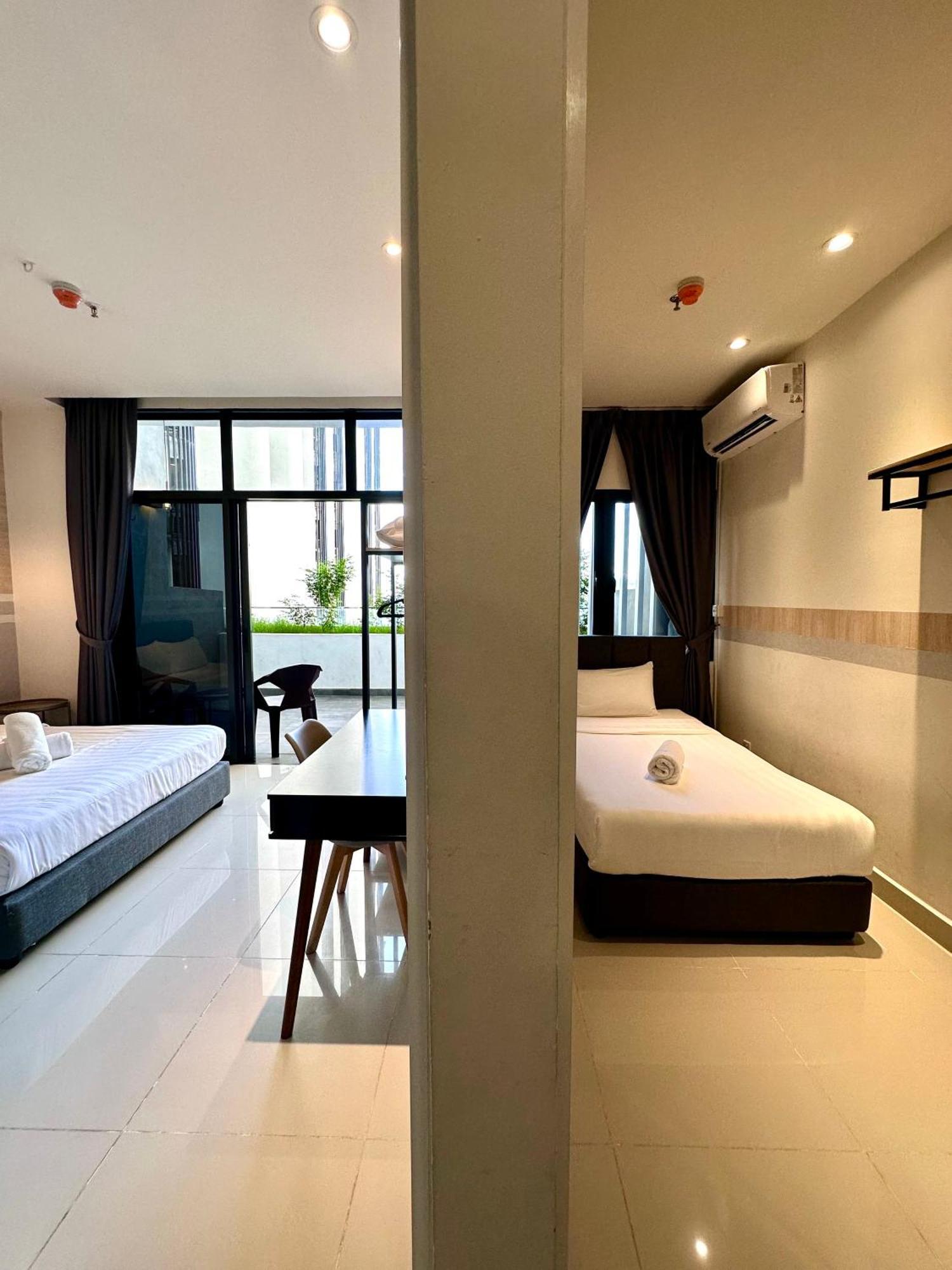 Kota Kinabalu City Centre @ The Shore By Casa Yolo Екстер'єр фото